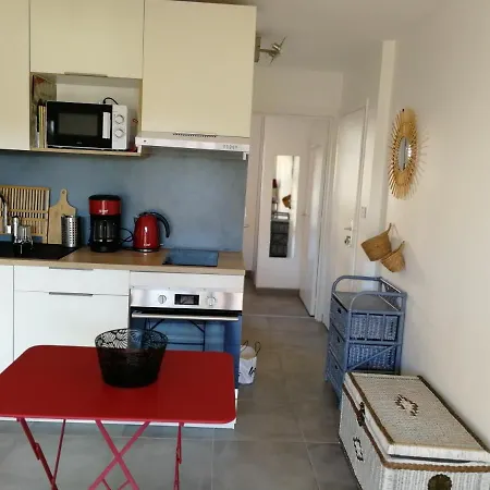 T2 Piscine, Tennis Et Parking Appartement